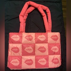 Benefit Cosmetics Quilted Pout Puffer Pink Tote Bag 2023 New